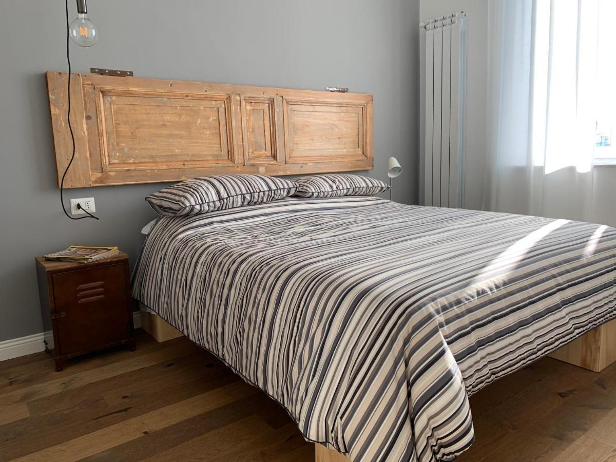The Quality Apartment Napoli Exterior foto