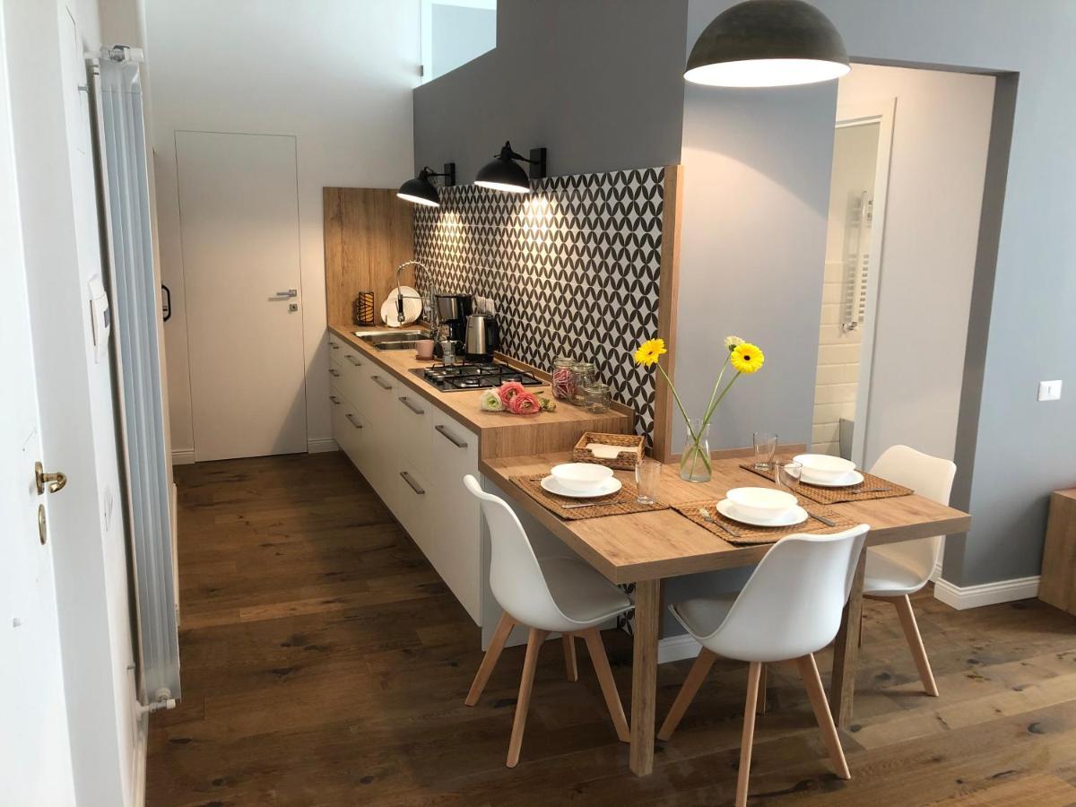 The Quality Apartment Napoli Exterior foto